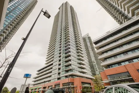 2212 Lake Shore Boulevard W Toronto ON M8V 0C2
