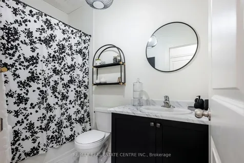 106 Adventura Road Brampton ON L7A 5A7