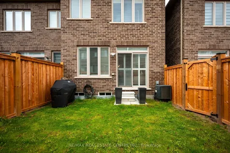 106 Adventura Road Brampton ON L7A 5A7