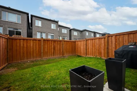 106 Adventura Road Brampton ON L7A 5A7