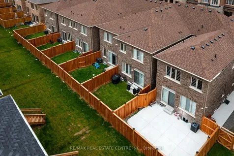 106 Adventura Road Brampton ON L7A 5A7