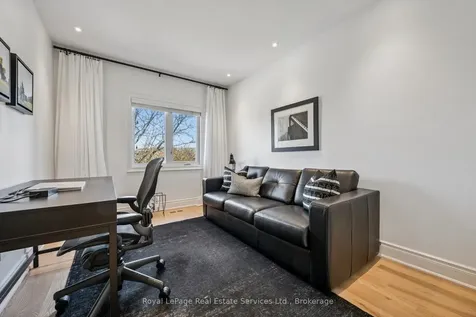 2250 Rockingham Drive Oakville ON L6H 6J3