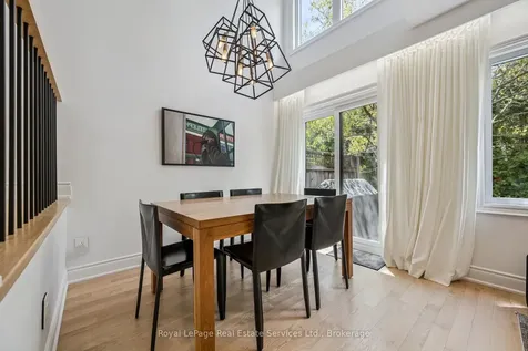 2250 Rockingham Drive Oakville ON L6H 6J3
