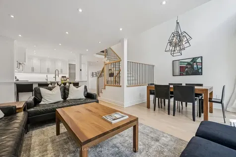 2250 Rockingham Drive Oakville ON L6H 6J3