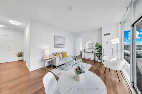 16 Brookers Lane Toronto ON M8V 0A5