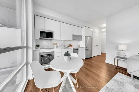 16 Brookers Lane Toronto ON M8V 0A5