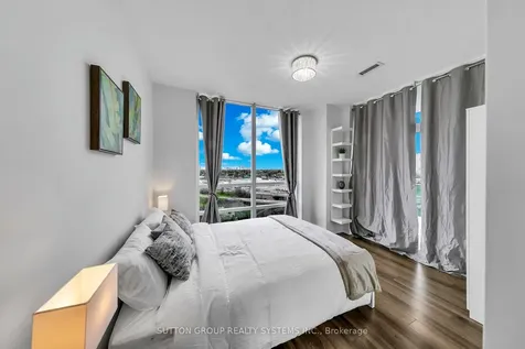 16 Brookers Lane Toronto ON M8V 0A5