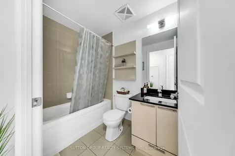 16 Brookers Lane Toronto ON M8V 0A5