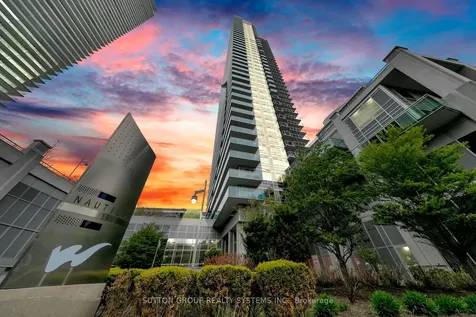 16 Brookers Lane Toronto ON M8V 0A5