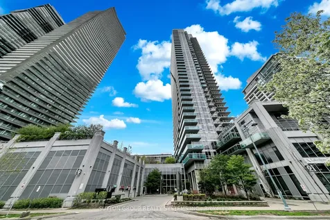 16 Brookers Lane Toronto ON M8V 0A5