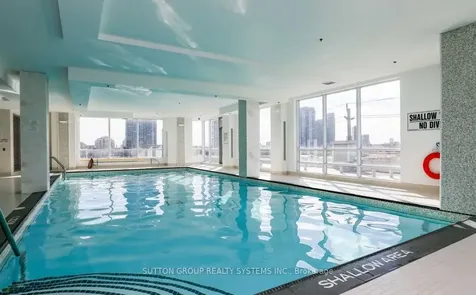 16 Brookers Lane Toronto ON M8V 0A5
