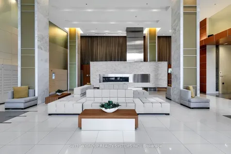 16 Brookers Lane Toronto ON M8V 0A5