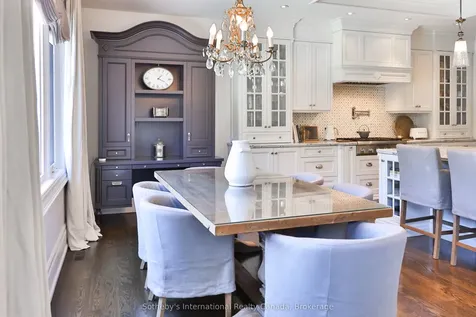 1497 Lakeshore Road W Oakville ON L6L 1G5