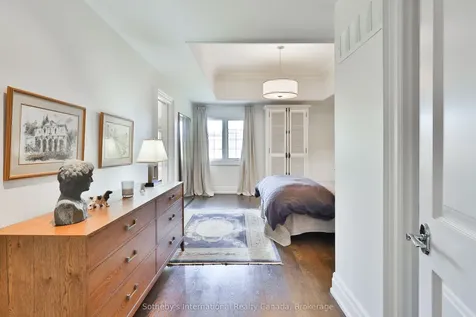 1497 Lakeshore Road W Oakville ON L6L 1G5
