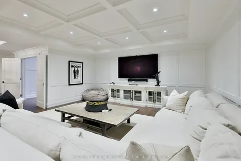 1497 Lakeshore Road W Oakville ON L6L 1G5