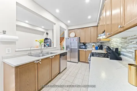 99 Naperton Drive Brampton ON L6R 3N5