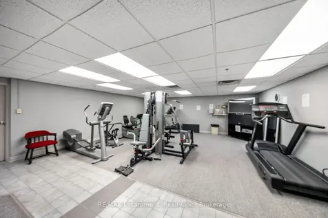 1237 North Shore Boulevard E Burlington ON L7S 2H8
