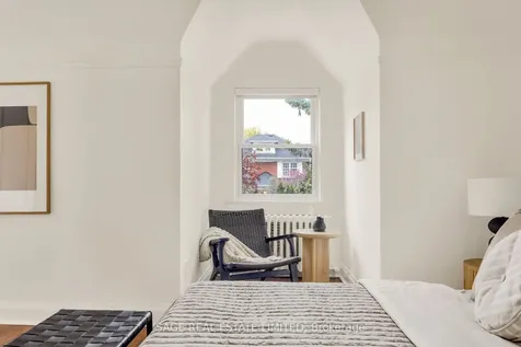 25 Cliveden Avenue Toronto ON M8Z 3M7