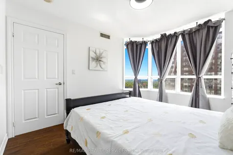 310 Burnhamthorpe Road W Mississauga ON L5B 4P9