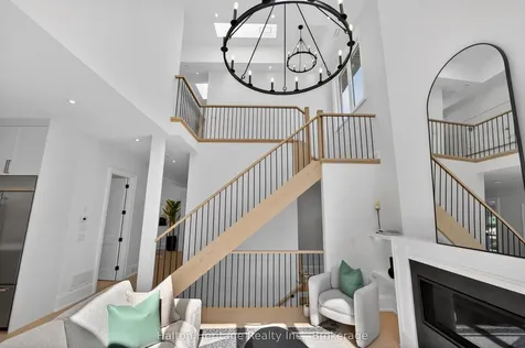 148 Herald Avenue Oakville ON L6K 1S2