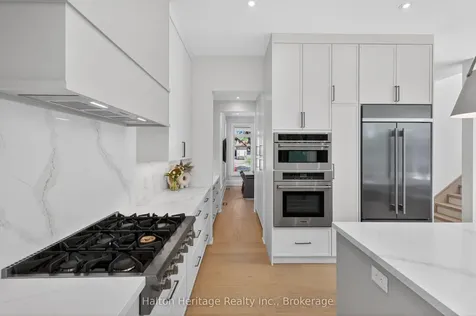 148 Herald Avenue Oakville ON L6K 1S2
