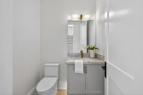 148 Herald Avenue Oakville ON L6K 1S2