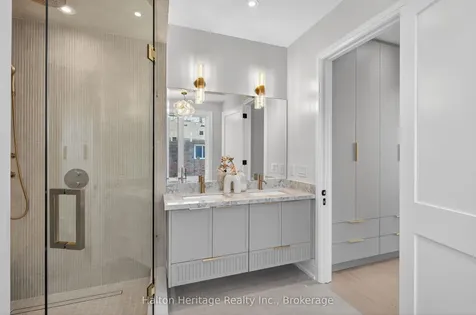 148 Herald Avenue Oakville ON L6K 1S2