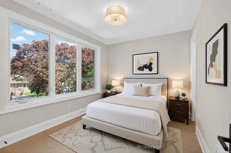 148 Herald Avenue Oakville ON L6K 1S2