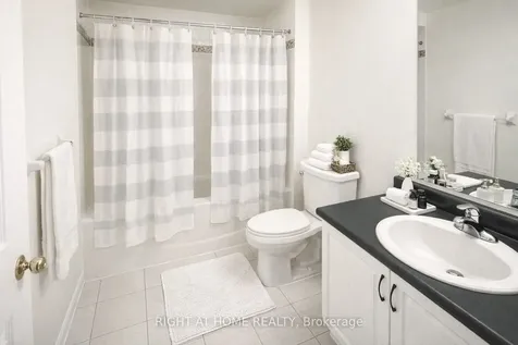 4721 Colombo Crescent Mississauga ON L5M 7R3