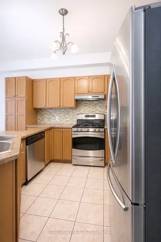 4721 Colombo Crescent Mississauga ON L5M 7R3