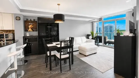 9 George Street N Brampton ON L6X 0T6