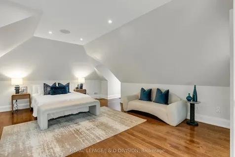 76 Brule Gardens Toronto ON M6S 4J2