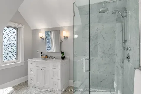 76 Brule Gardens Toronto ON M6S 4J2