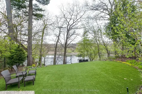 76 Brule Gardens Toronto ON M6S 4J2