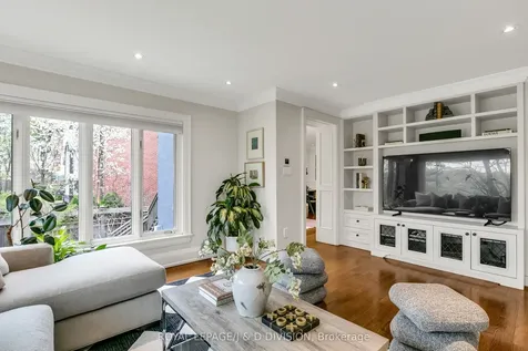 76 Brule Gardens Toronto ON M6S 4J2