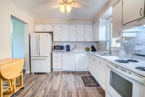 17 Mitchell Avenue Brampton ON L6Z 1H2