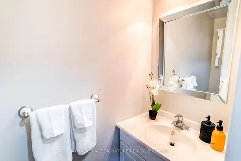 17 Mitchell Avenue Brampton ON L6Z 1H2