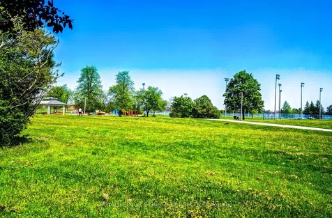 17 Mitchell Avenue Brampton ON L6Z 1H2