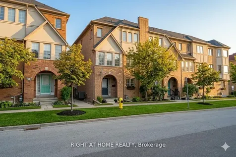 11 West Deane Park Drive Toronto ON M9B 2R5