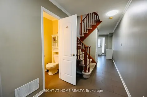 11 West Deane Park Drive Toronto ON M9B 2R5