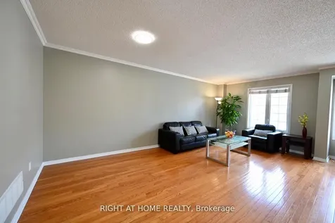 11 West Deane Park Drive Toronto ON M9B 2R5