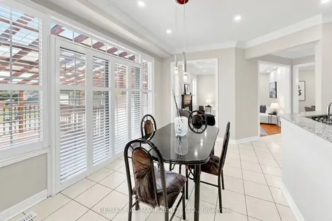 6611 Spinnaker Circle Mississauga ON L5W 1R2