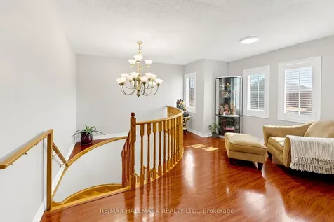 6611 Spinnaker Circle Mississauga ON L5W 1R2