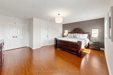 6611 Spinnaker Circle Mississauga ON L5W 1R2