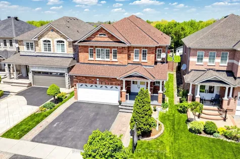 6611 Spinnaker Circle Mississauga ON L5W 1R2