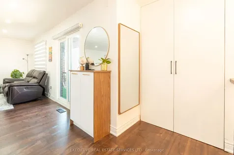 90 Hinchley Wood Grove Brampton ON L6V 3M3