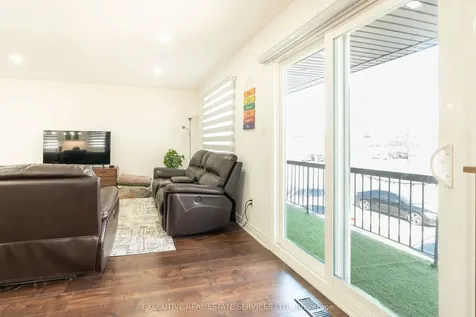 90 Hinchley Wood Grove Brampton ON L6V 3M3
