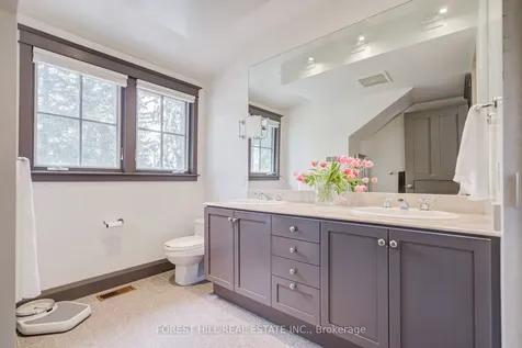 1381 Lorne Park Road Mississauga ON L5H 3B2
