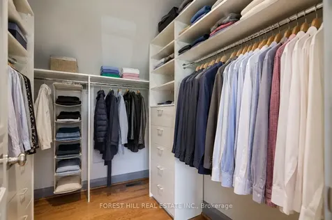 1381 Lorne Park Road Mississauga ON L5H 3B2