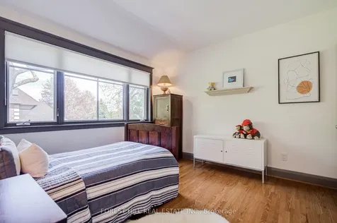 1381 Lorne Park Road Mississauga ON L5H 3B2